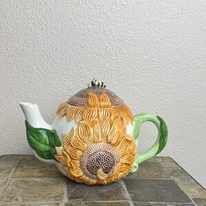 Sunflower Ceramic Teapot with Leafy Green Handle Vintage 1993
